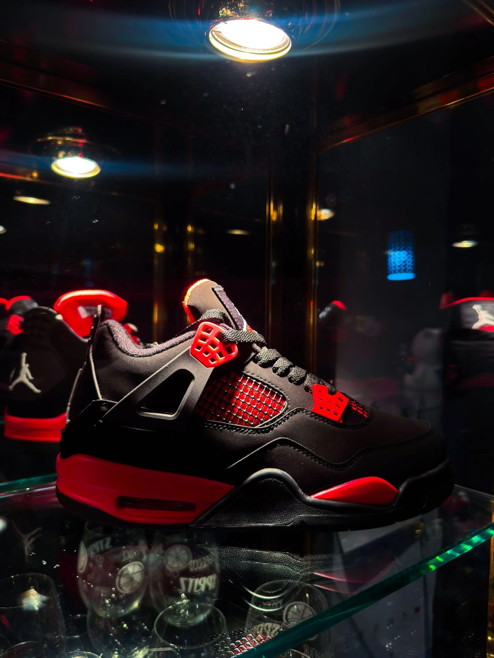 Jordan 4 red thunder – photo 3